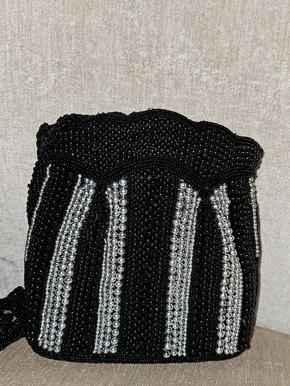 Clarita Accesories Black and Silver Beaded Evening Bag